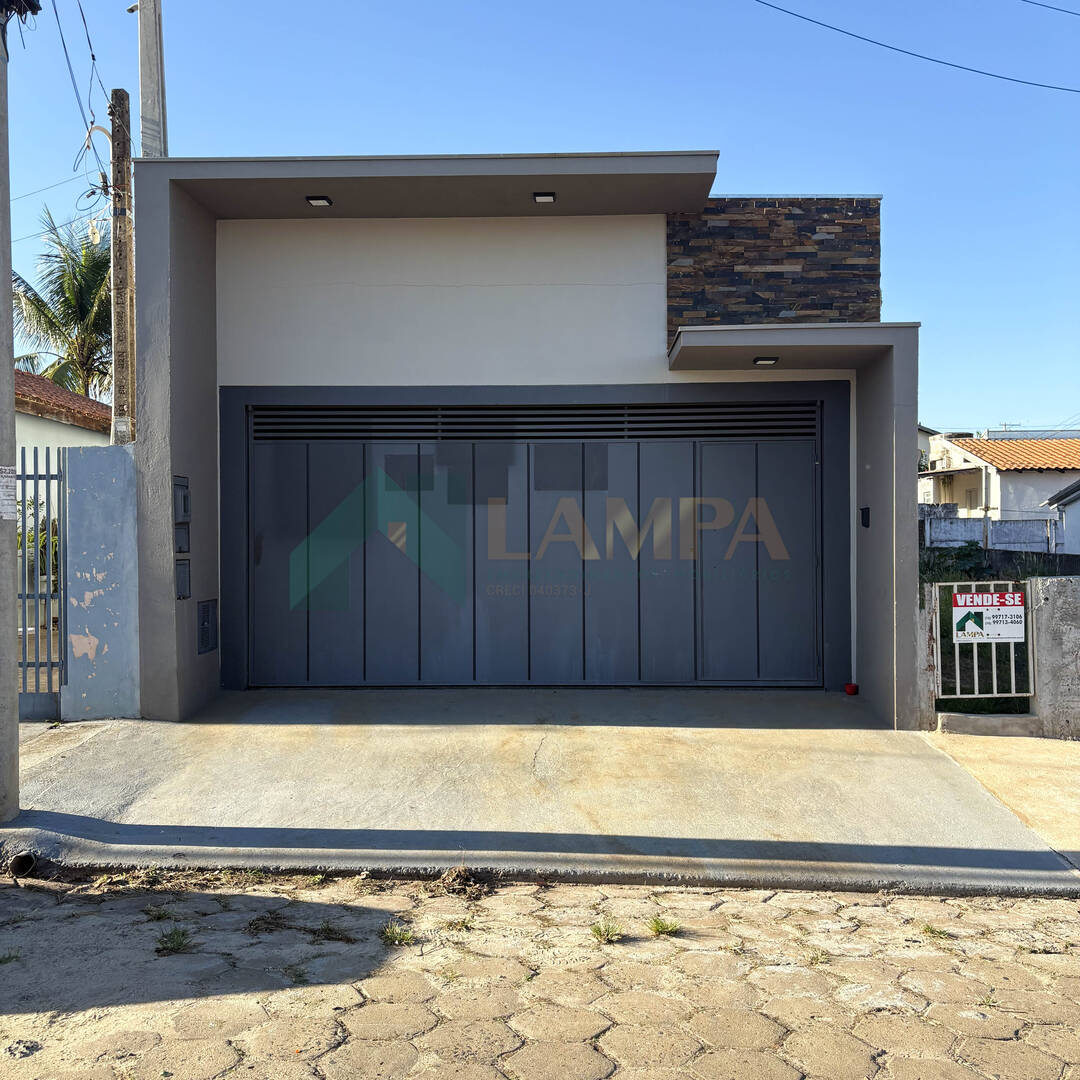 #719 - Casa para Venda em Monte Alto - SP