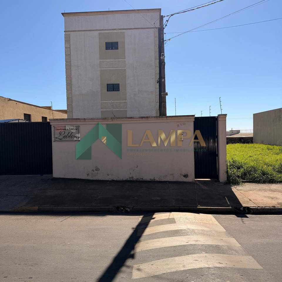 #1302 - Apartamento para Venda em Monte Alto - SP