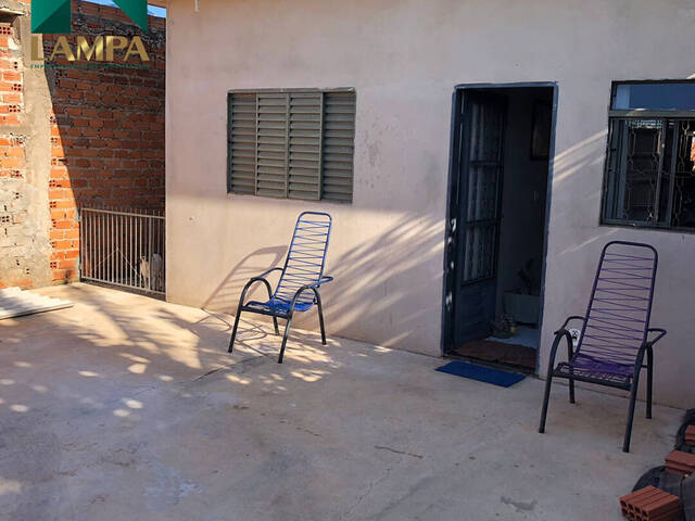 Casa para Venda em Monte Alto - 2