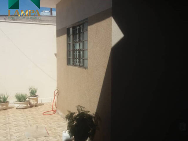 Casa para Venda em Monte Alto - 3