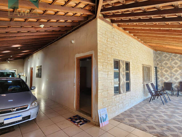 Casa para Venda em Monte Alto - 2