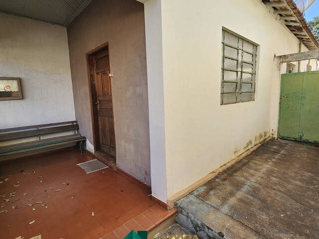 Casa para Venda em Monte Alto - 2