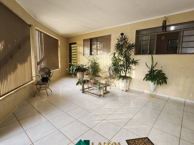 Casa para Venda em Monte Alto - 2
