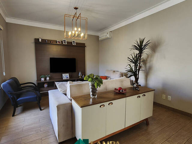 Casa para Venda em Monte Alto - 5