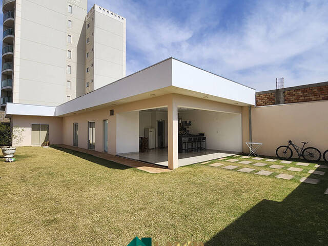 Casa para Venda em Monte Alto - 4