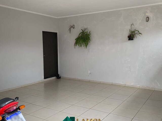 Casa para Venda em Monte Alto - 3