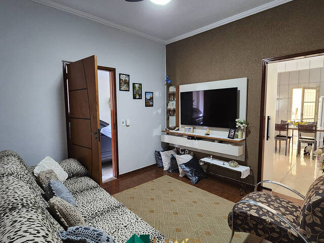 Casa para Venda em Monte Alto - 5