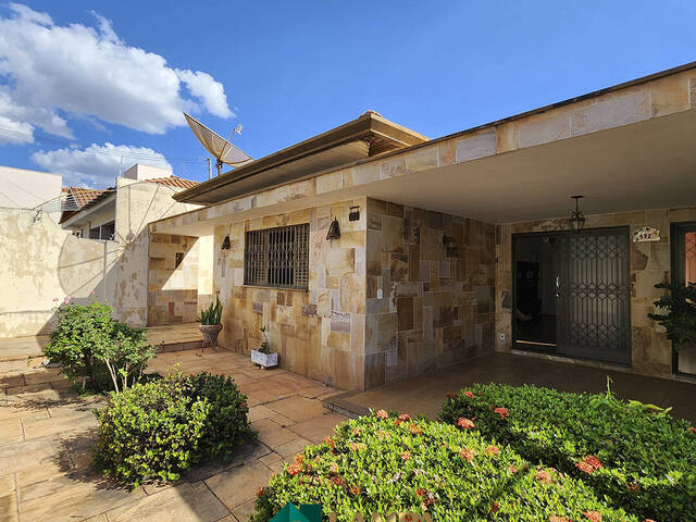 Casa para Venda em Monte Alto - 2