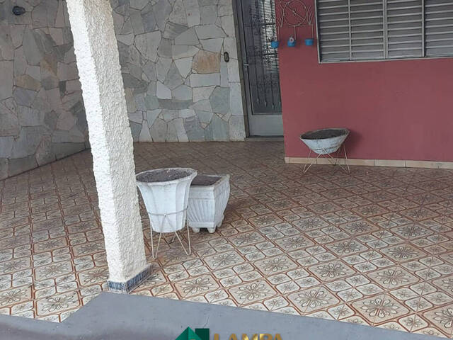 Casa para Venda em Monte Alto - 3