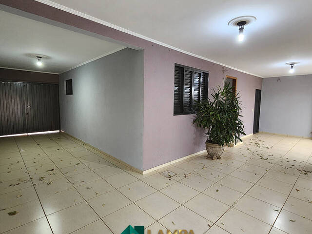 Casa para Venda em Monte Alto - 4