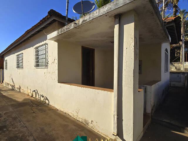 Casa para Venda em Monte Alto - 2