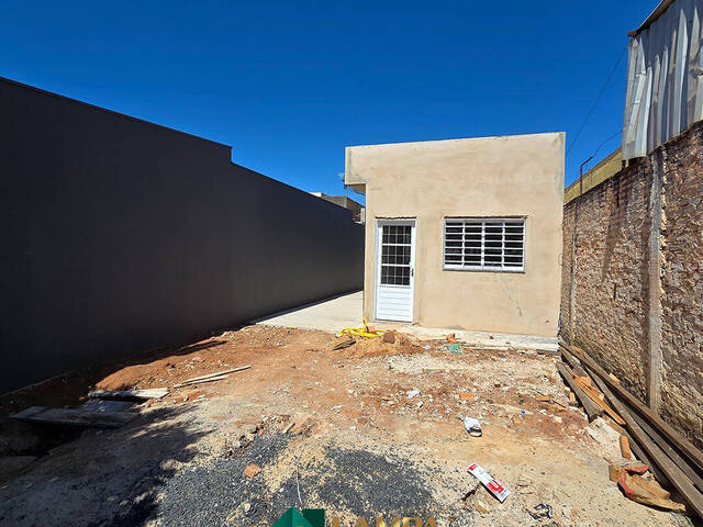 Casa para Venda em Monte Alto - 2