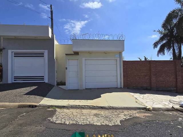 #974 - Casa para Venda em Monte Alto - SP - 1