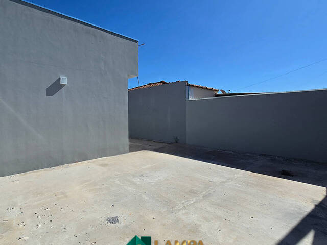 Casa para Venda em Monte Alto - 2