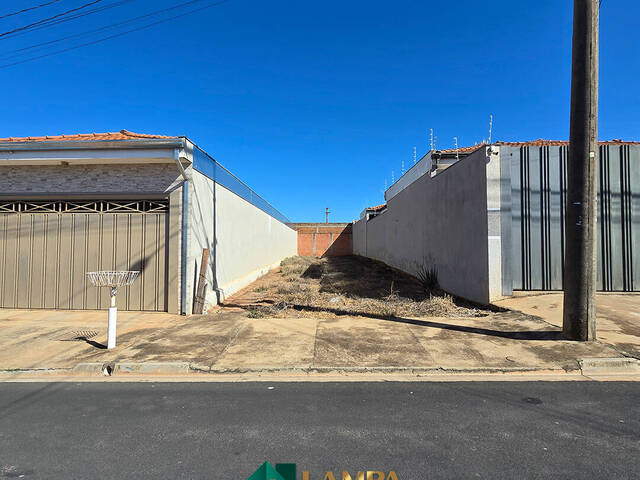 #1062 - Terreno para Venda em Monte Alto - SP - 1