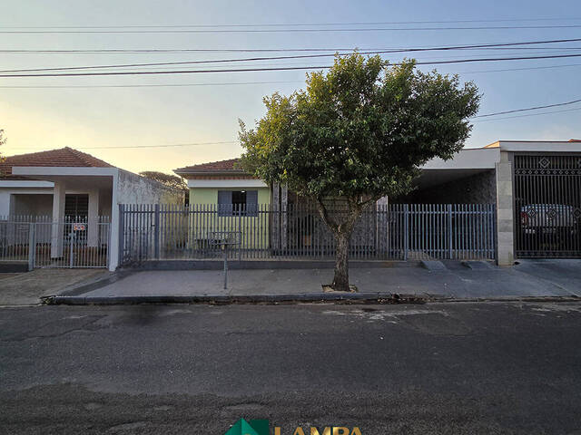 #1068 - Casa para Venda em Monte Alto - SP - 1
