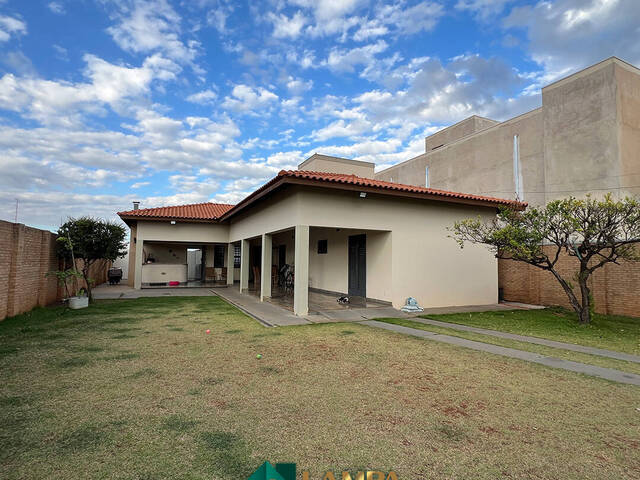 #1069 - Casa para Venda em Monte Alto - SP - 3