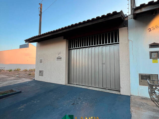 #1072 - Casa para Venda em Monte Alto - SP - 1