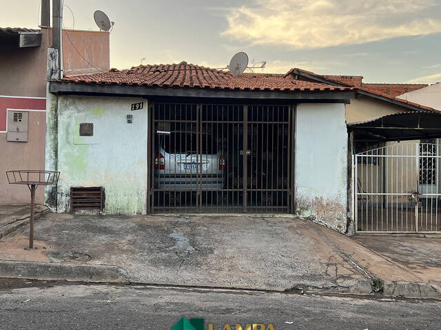 #1078 - Casa para Venda em Monte Alto - SP - 1