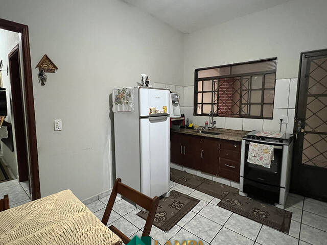 #1078 - Casa para Venda em Monte Alto - SP - 3