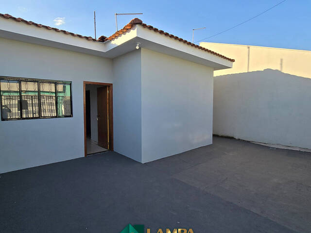 Casa para Venda em Monte Alto - 2