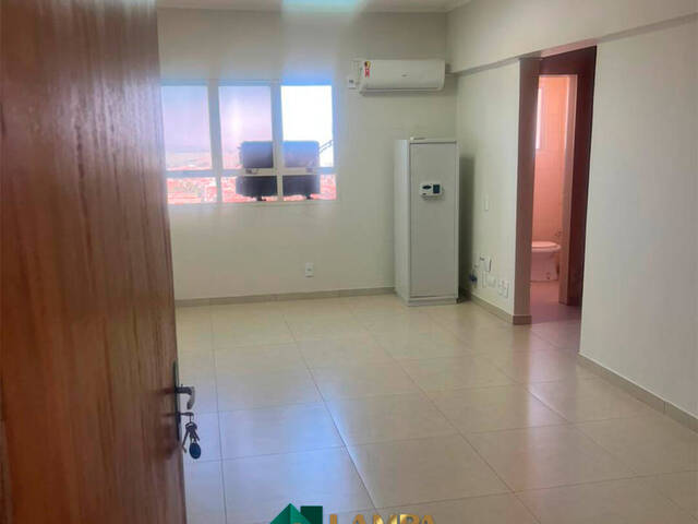 Sala para Venda em Monte Alto - 2