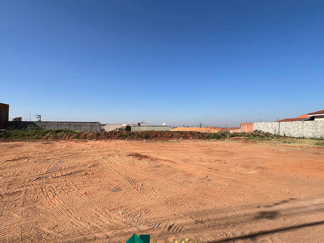 #1083 - Terreno para Venda em Monte Alto - SP - 2