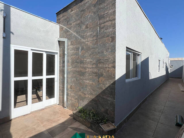 #1084 - Casa para Venda em Monte Alto - SP - 2