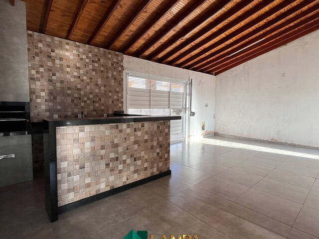 Casa para Venda em Monte Alto - 4