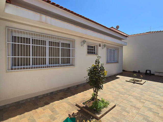 #1096 - Casa para Venda em Monte Alto - SP - 2