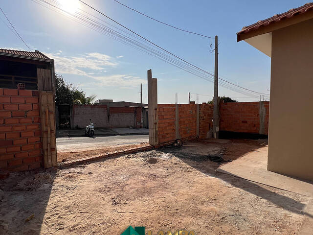 #1097 - Casa para Venda em Monte Alto - SP - 3