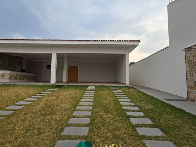 #1106 - Casa para Venda em Monte Alto - SP - 3