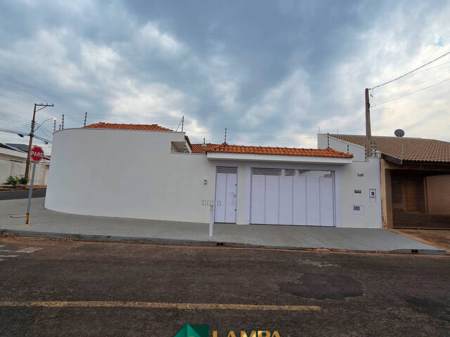 #1106 - Casa para Venda em Monte Alto - SP - 1