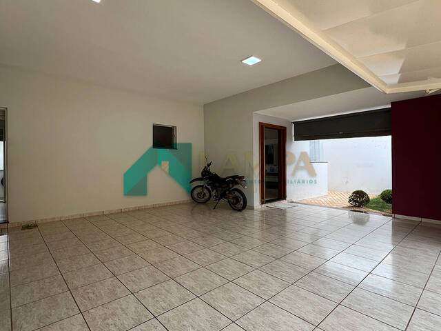 #1109 - Casa para Venda em Monte Alto - SP - 2