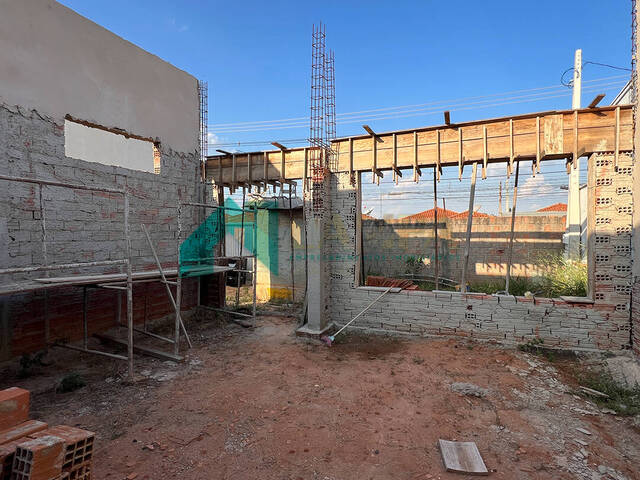 Casa para Venda em Monte Alto - 5