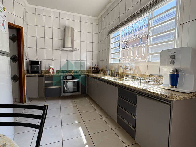 Casa para Venda em Monte Alto - 5