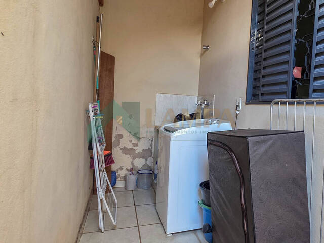 Casa para Venda em Monte Alto - 5