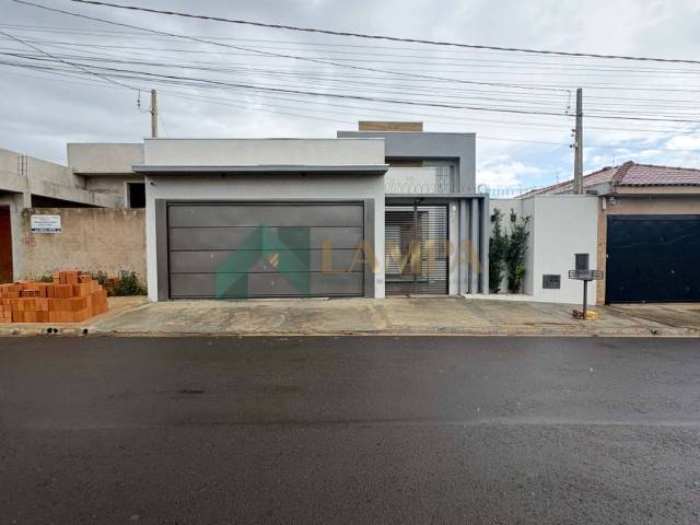 #1178 - Casa para Venda em Monte Alto - SP - 1