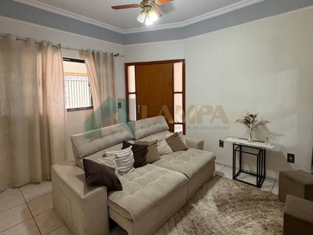 Casa para Venda em Monte Alto - 4