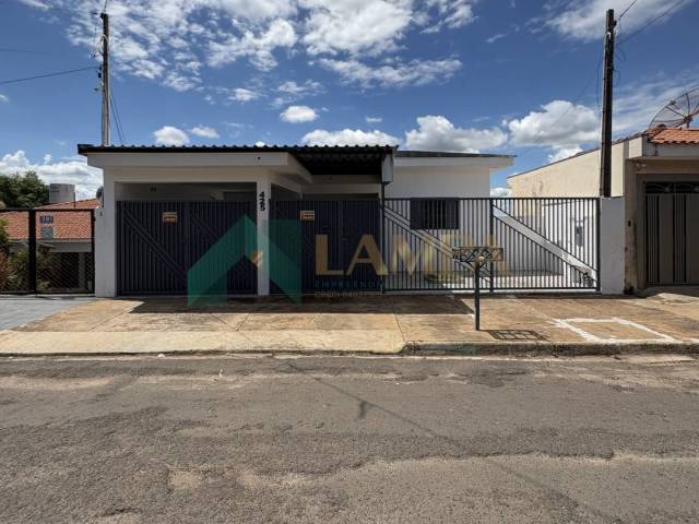 #1184 - Casa para Venda em Monte Alto - SP - 1