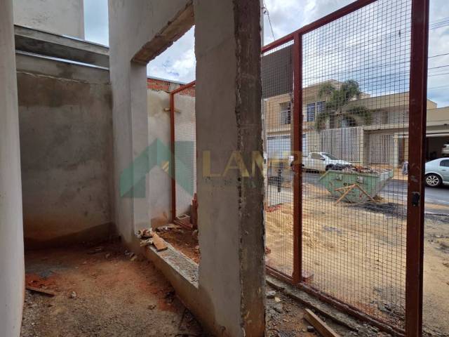 Casa para Venda em Monte Alto - 4