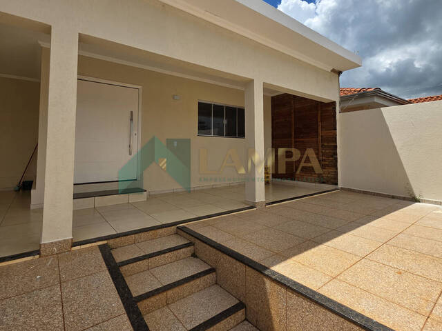 Casa para Venda em Monte Alto - 2