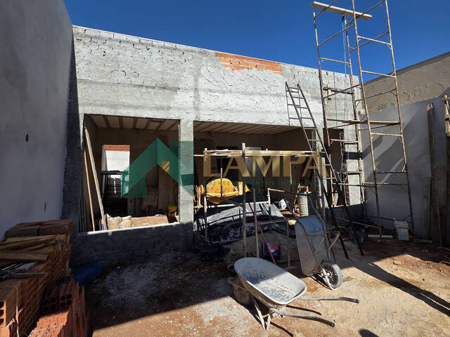 Venda em Jardim São Cristóvão - Monte Alto