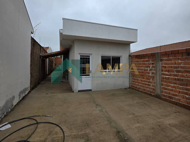 #1114 - Casa para Venda em Monte Alto - SP - 2