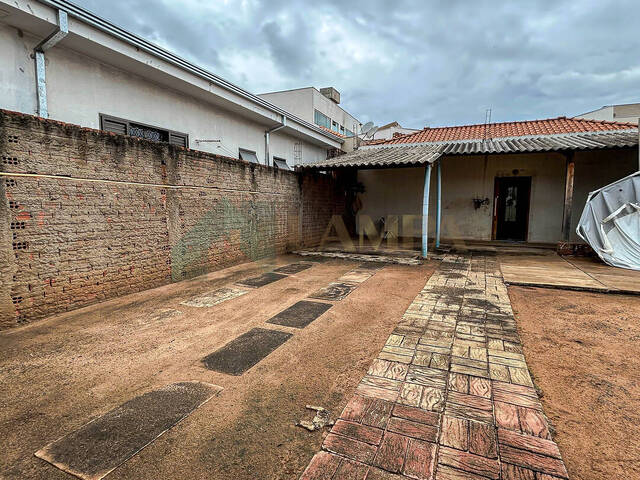 Casa para Venda em Monte Alto - 2