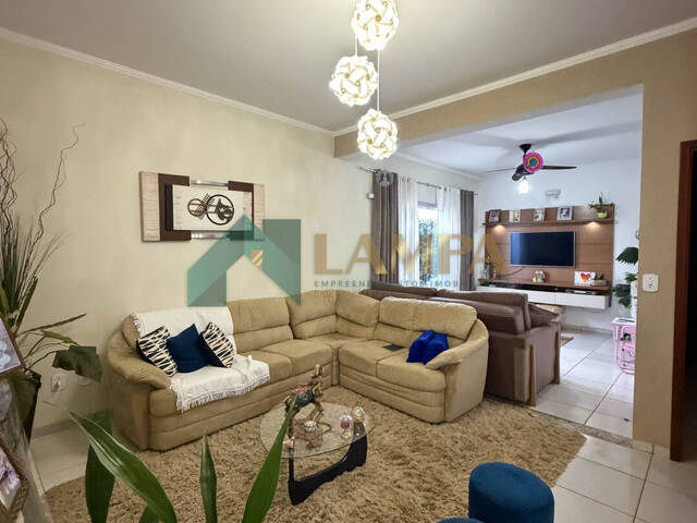 Casa para Venda em Monte Alto - 4