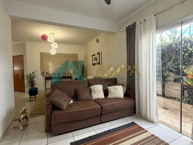 Casa para Venda em Monte Alto - 5