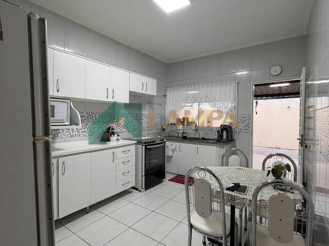 Casa para Venda em Monte Alto - 4