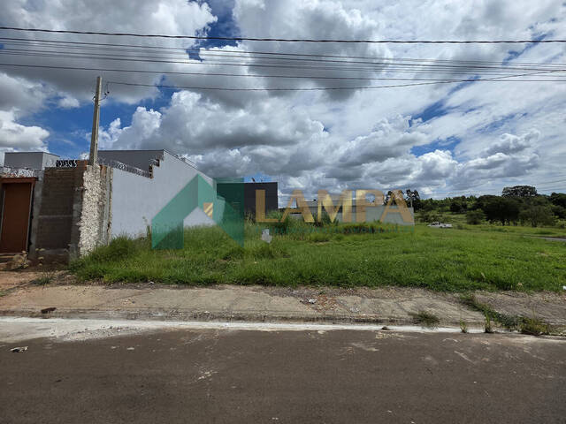 Venda em Jardim Acapulco - Monte Alto