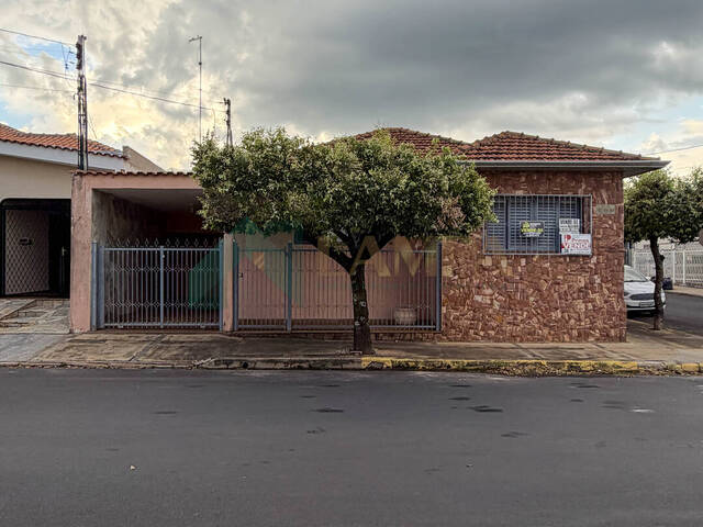 Casa para Venda em Monte Alto - 2